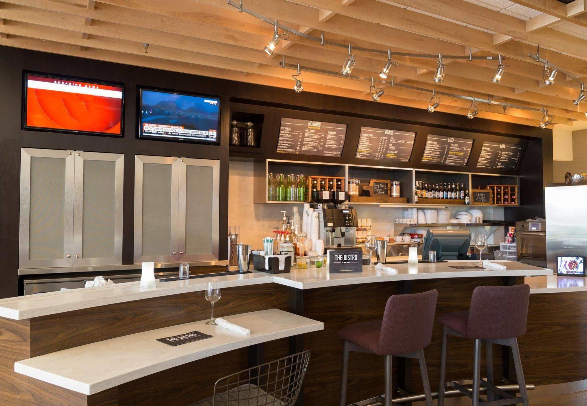 Courtyard By Marriott Morgantown Ξενοδοχείο Εξωτερικό φωτογραφία